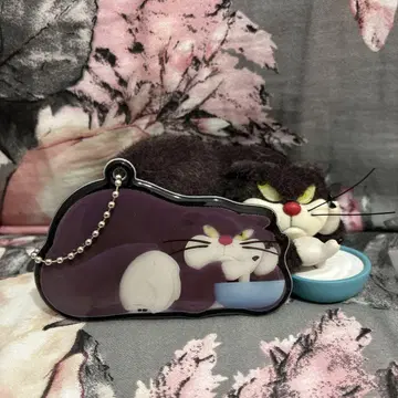52TOYS 루시퍼 피규어