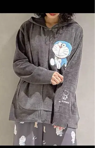 도라에몽 젤라또피케 후드티 M 사이즈