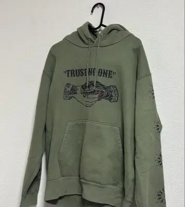 CROSS STITCHI 후드티