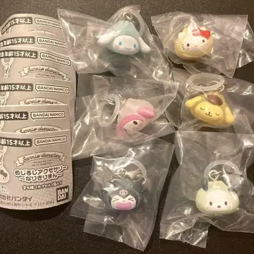 메지루시 액세서리 나리키리만 산리오 컴플리트