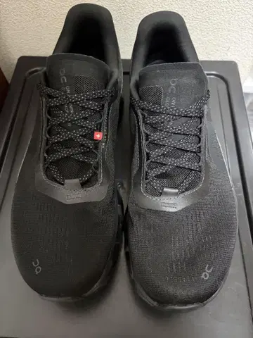 On Cloudmonster 2 Black/Black