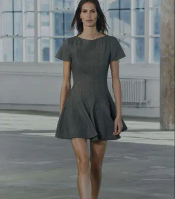 ZARA 헤링본 무늬 고데 원피스
