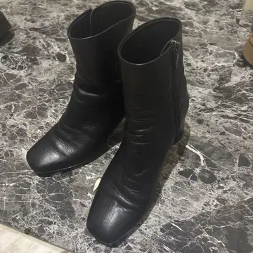 DIANA 올 가죽 사이드 지퍼 부츠 24cm 블랙
