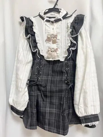 NOEMIE 사키마루짱 콜라보 원피스 양산형 원피스