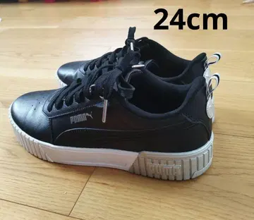착용 횟수 적음 새상품급 PUMA 블랙 통굽 스니커즈 24cm