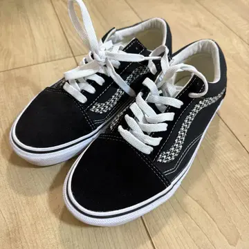 새상품급 VANS 올드스쿨 23.5cm