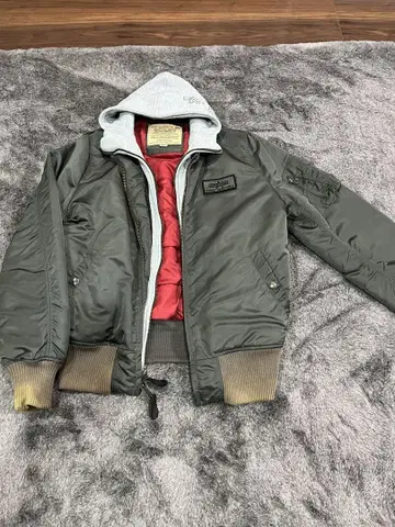 ALPHA INDUSTRIES MA-1 플라이트 자켓 L 사이즈