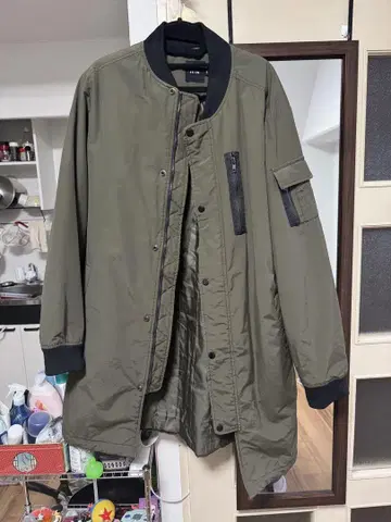MA-1 스타일 올리브 그린 자켓