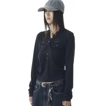 AAKAM 롱 슬리브