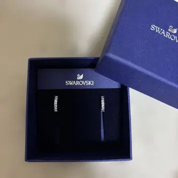 Swarovski 크리스탈 귀걸이
