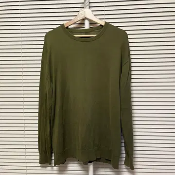 MORRIS&SONS 올리브색 코튼 100% 크루넥 스웨터