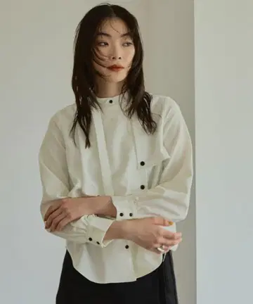 united tokyo 하프 타이 블라우스 아이보리 프리 사이즈