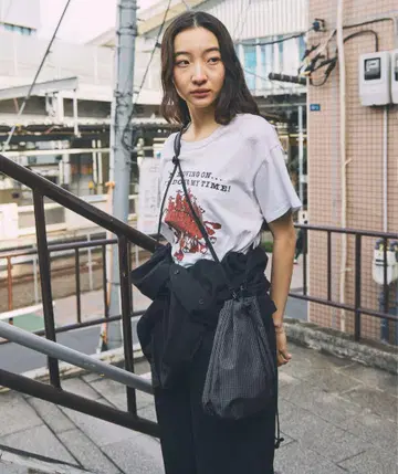 [ Unblend ] 아코디언 나일론 숄더백