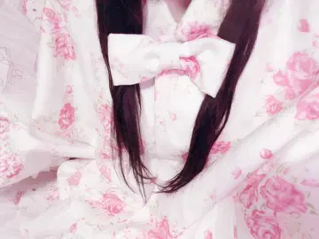 [ 완판템 ] 레어 LIZLISA 장미 패턴 판초