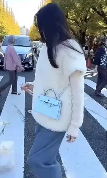 마를롱에농피 플러피 퍼 베스트