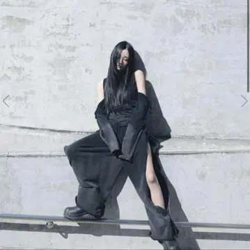 melt the lady long slit pants
