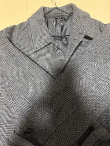 UNIQLO 그레이 체크 무늬 더블 버튼 코트