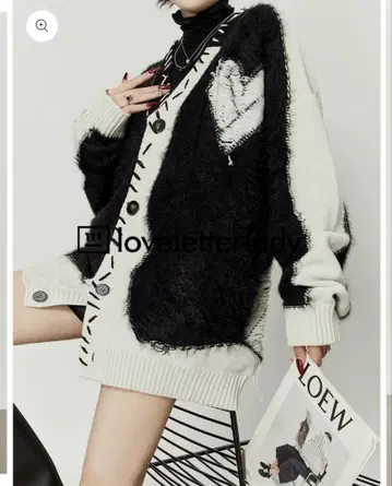 [ AURORA boutique ] 흑백 V넥 티 니트