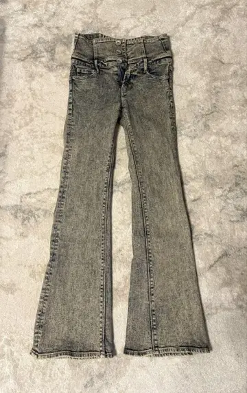 GYDA 부츠컷 데님