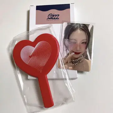 수진 soojin rizz 팝업 MD 트레이딩 카드 핸드 거울