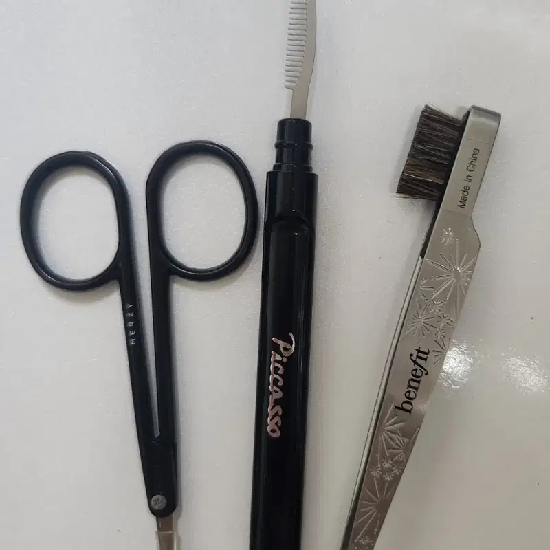 MERZY/피카소/benefit 눈썹 정리 세트
