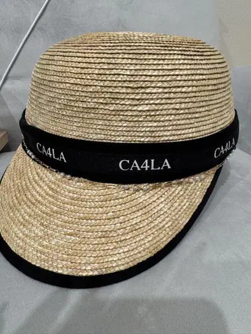 CA4LA 밀짚모자 리본 포함
