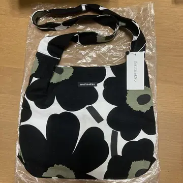 새상품 정품 marimekko Unikko Clover 숄더백