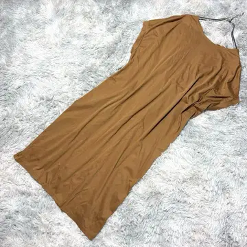 이네드클라로 원피스 허리 조임 뒷 버튼 브라운 슬리브리스 롱