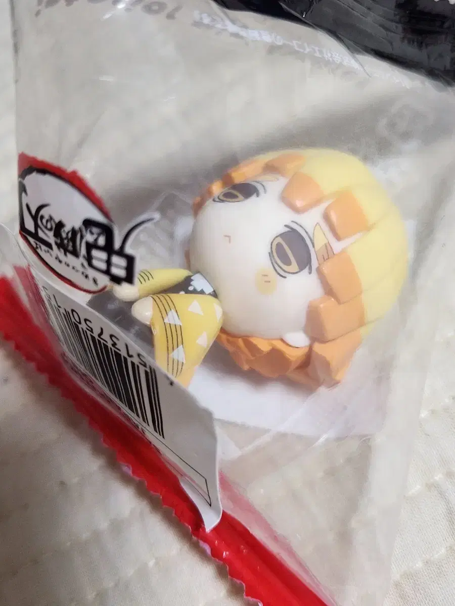 귀멸의 칼날 아가츠마 젠이츠 피규어