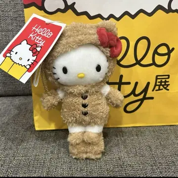 50주년 헬로키티전 회장 한정판 마스코트 홀더 곰 수트