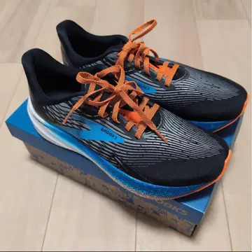 [ 새상품 ] BROOKS HYPERION MAX 27.0cm
