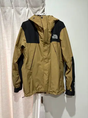 The North Face 마운틴 파카 브리티시 카키