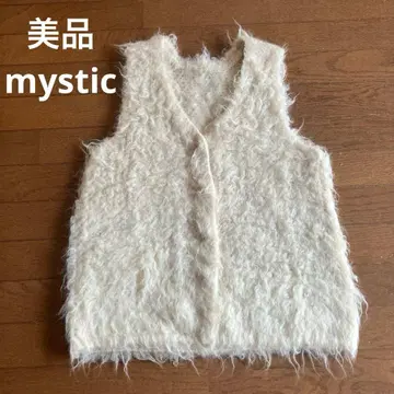 새상품급 mystic 미스틱 샤기 버튼 니트 프리 사이즈