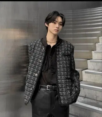 ALUDE SELECT black gord tweed jacket