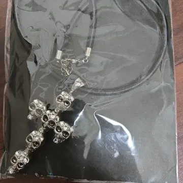 스컬 크로스 목걸이 실버
