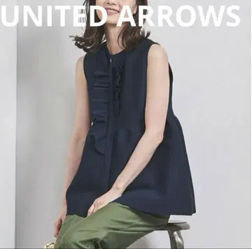 UNITED ARROWS 네이비 프릴 슬리브리스 베스트