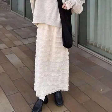 히나리 히나 프릴 스커트 화이트