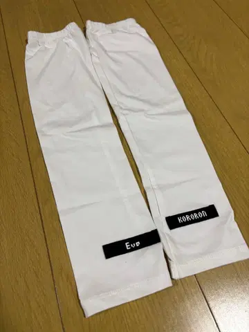 Eve 호랑이와 늑대 암커버