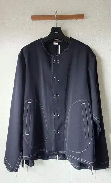 24AW KHOKI 노카라 프린지 울 자켓 2 네이비