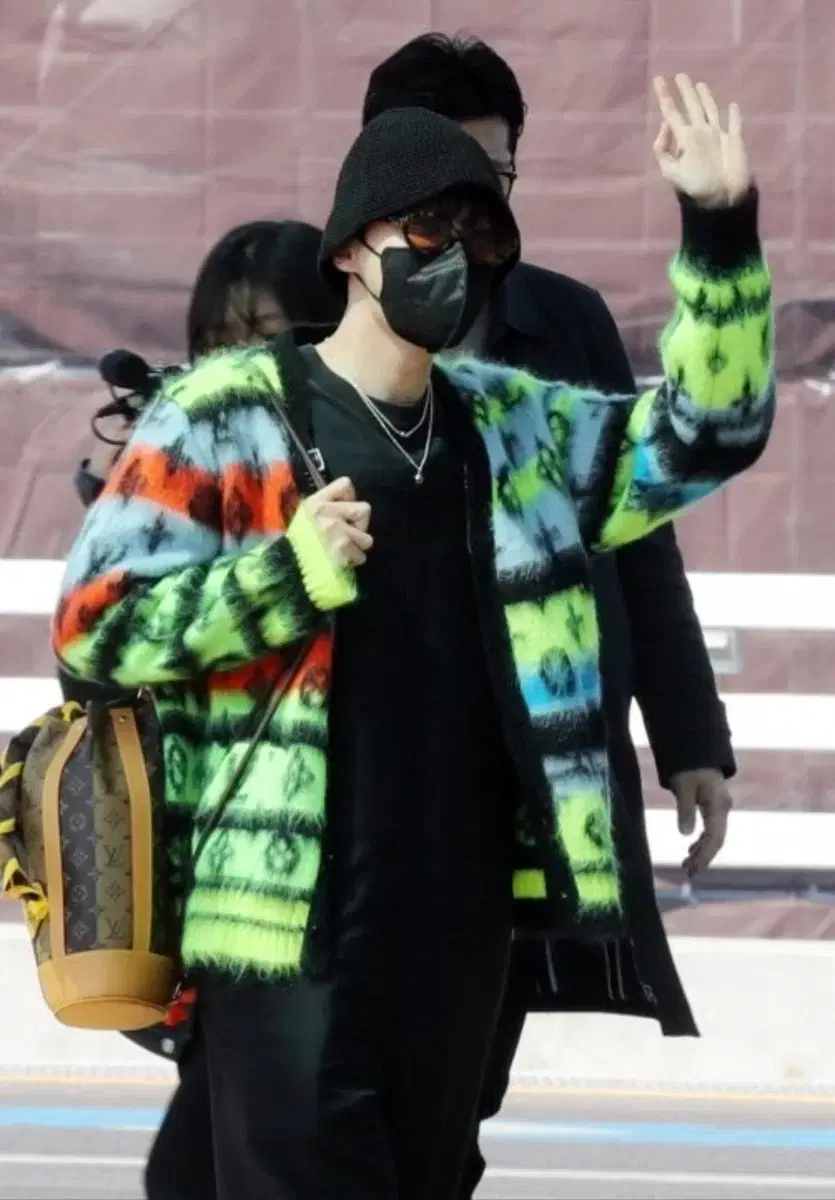 LOUIS VUITTON 루이비통 Louis Vuitton Men's Mohair Cardigan