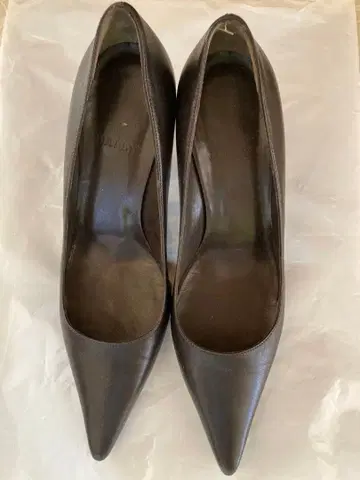 BALLY 블랙 스틸레토 하이힐