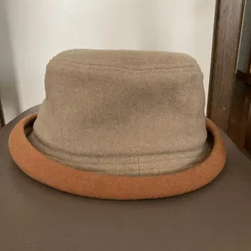 Aquascutum 울 햇 57cm 베이지 오렌지