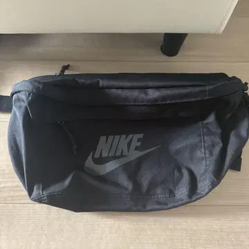 NIKE 백