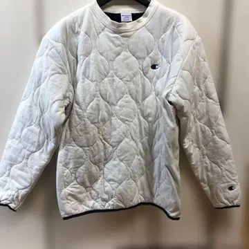 Champion 퀼팅 맨투맨 L