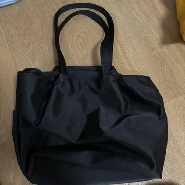 블랙 나일론 토트백