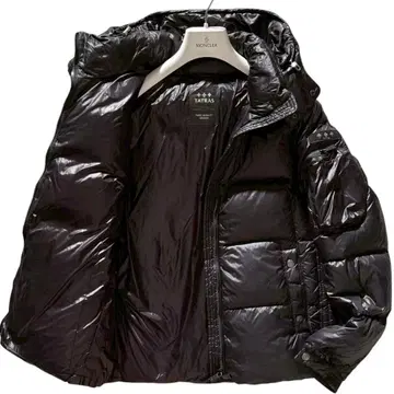 TATRAS BELBO 다운 자켓 블랙