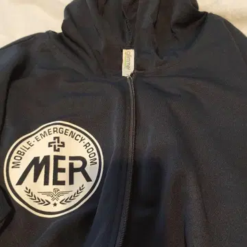 TOKYO MER 트라이 지퍼 후드티 UV 컷