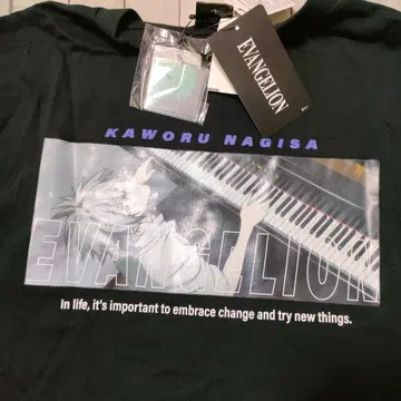 새상품 EVANGELION 나기사 카오루 T셔츠 L 블랙 키링 포함