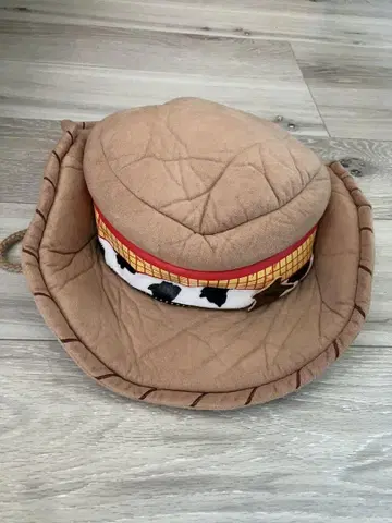 토이스토리 우디 모자
