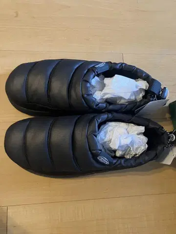블랙 퀼팅 슬립온